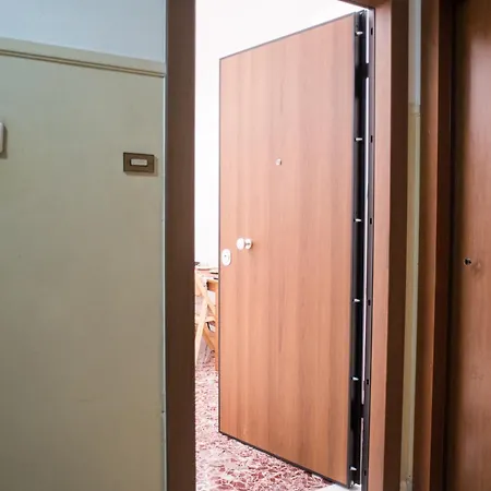 Prime Location, Renovated Flat! * Athens